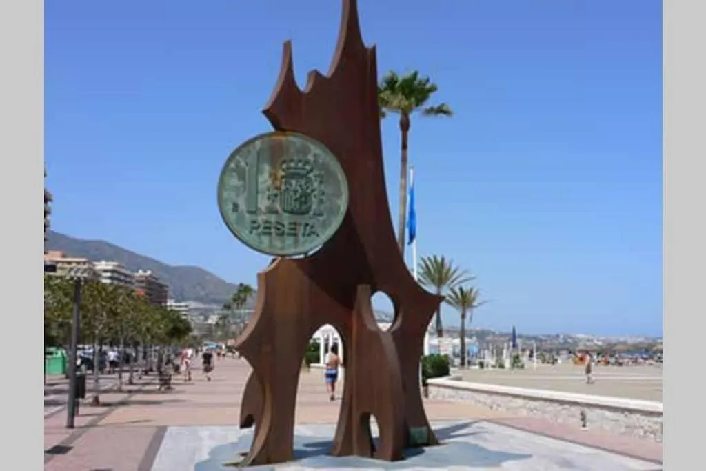 Casa rural Mijas. Cerca playa y montaña con jardín Fuengirola 0*,  España