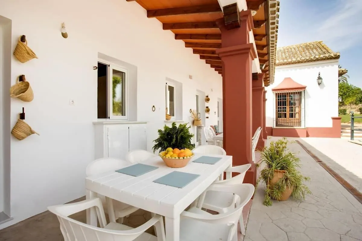 Casa rural Mijas. Cerca playa y montaña con jardín Fuengirola